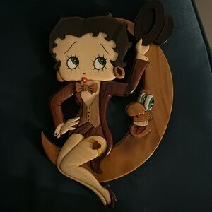Wood Betty Boop wall decor